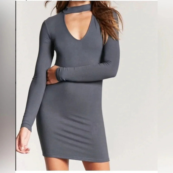 Forever 21 Ribbed V-Neck Cut-Out
Lightweight Sweater Dress Women’s size Small - Picture 1 of 11